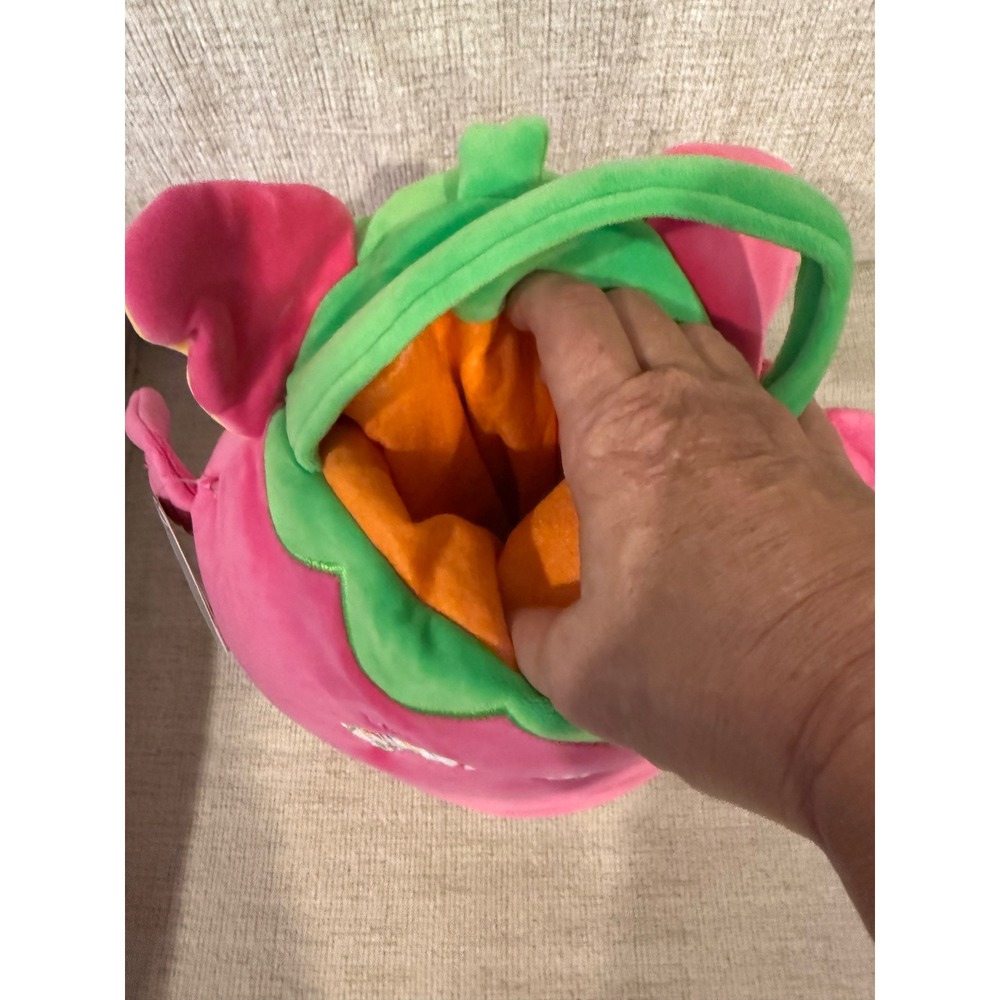 Squishmallows Gwendolyn Neon Strawberry Bat Halloween Treat Pail Candy plush - Picture 3 of 6